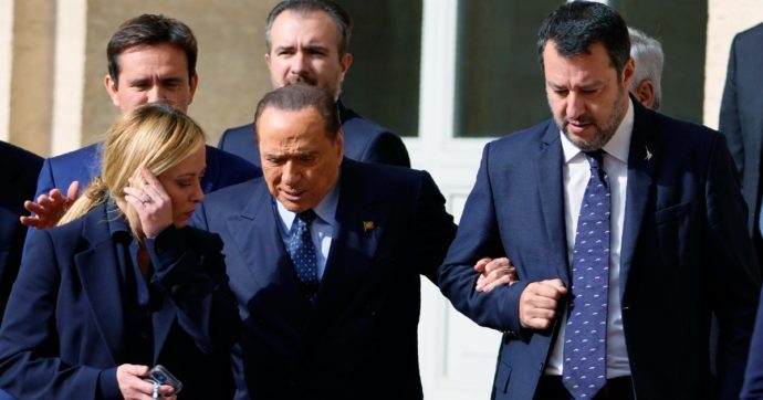 Berlusconi-morto-reazioni-690x362